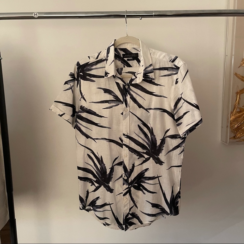 Zara Linen Resort Short Sleeve Button Up